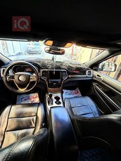 جیپ گراند شیرۆکی